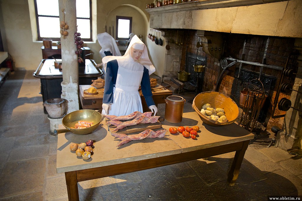 средневековая куханная утварь