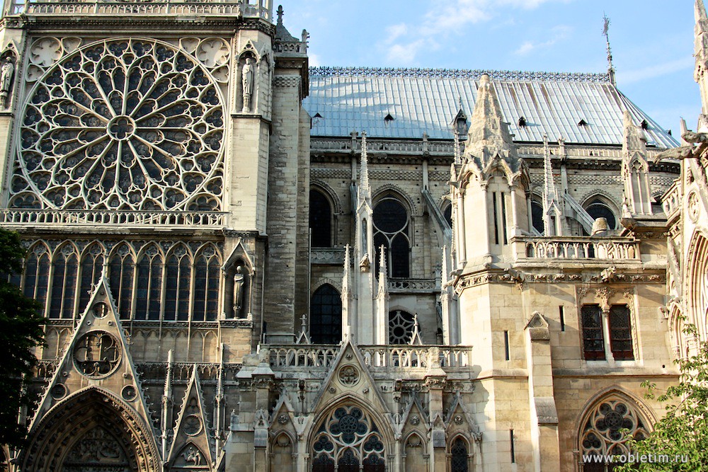 Собор парижской богоматери фасад